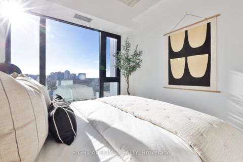 Photo 16 at 604 - 2720 Dundas Street W, Junction Area, Toronto