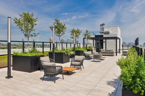 Photo 25 at 604 - 2720 Dundas Street W, Junction Area, Toronto