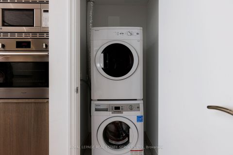 Photo 34 at 2301 - 88 Blue Jays Way, Waterfront Communities C1, Toronto