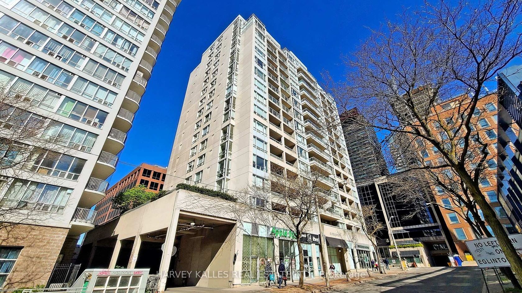 902 - 43 Eglinton Avenue, Mount Pleasant West, Toronto 