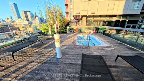 Photo 10 at 3006 - 318 Richmond Street W, Waterfront Communities C1, Toronto