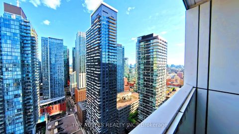 Photo 12 at 3006 - 318 Richmond Street W, Waterfront Communities C1, Toronto