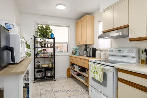 Photo 8 at 231 Church Street, Weston, Toronto