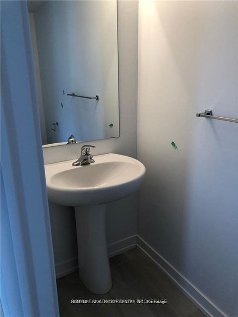 Photo 12 at 21 Beliveau Street, Vaughan Grove, Vaughan