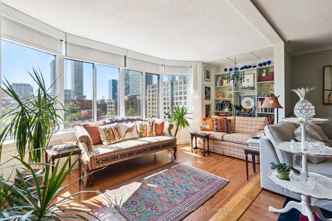 Photo 13 at 603 - 135 George Street S, Waterfront Communities C8, Toronto