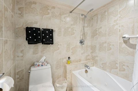 Photo 22 at 603 - 135 George Street S, Waterfront Communities C8, Toronto