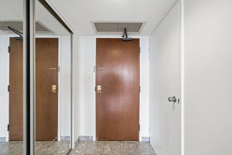 Photo 2 at 908 - 150 Alton Towers Circle, Milliken, Toronto