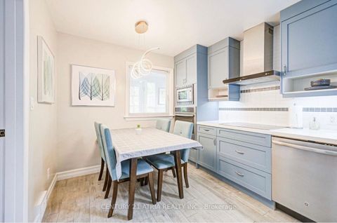 Photo 5 at 223 Willowdale Avenue, Willowdale East, Toronto