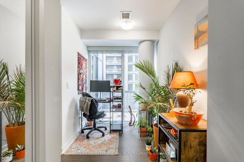 Photo 5 at 713 - 105 George Street, Moss Park, Toronto