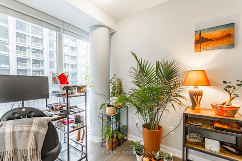 Photo 6 at 713 - 105 George Street, Moss Park, Toronto