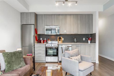 Photo 10 at 713 - 105 George Street, Moss Park, Toronto