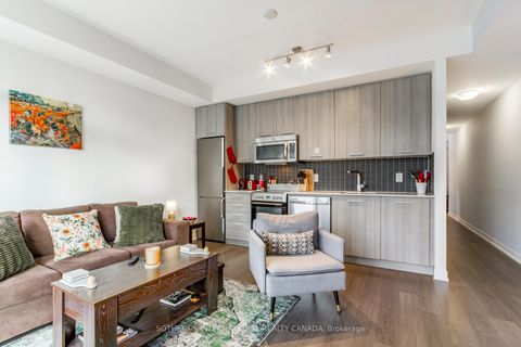 Photo 11 at 713 - 105 George Street, Moss Park, Toronto