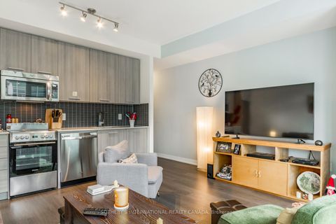 Photo 12 at 713 - 105 George Street, Moss Park, Toronto