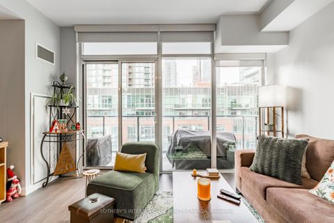 Photo 13 at 713 - 105 George Street, Moss Park, Toronto