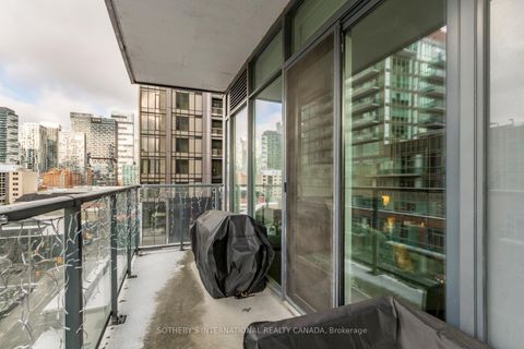 Photo 15 at 713 - 105 George Street, Moss Park, Toronto