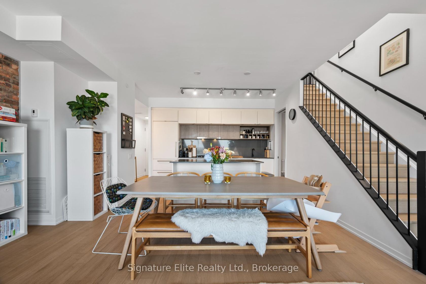 PH7 - 138 St Helens Avenue, Dufferin Grove, Toronto 