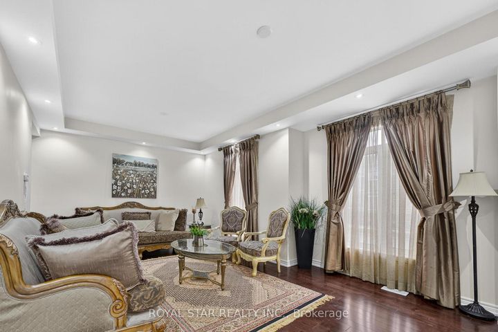 Photo 14 at 61 Aldersgate Drive, Northwest Brampton, Brampton