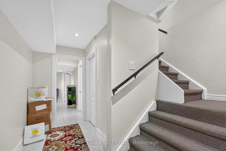 Photo 27 at 61 Aldersgate Drive, Northwest Brampton, Brampton