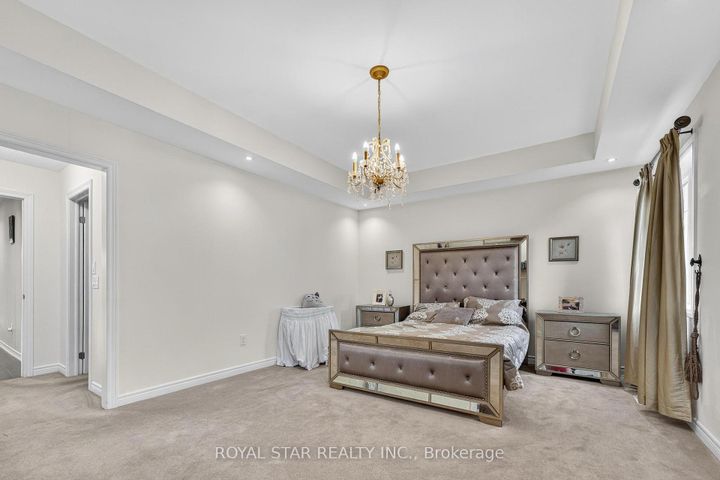 Photo 42 at 61 Aldersgate Drive, Northwest Brampton, Brampton