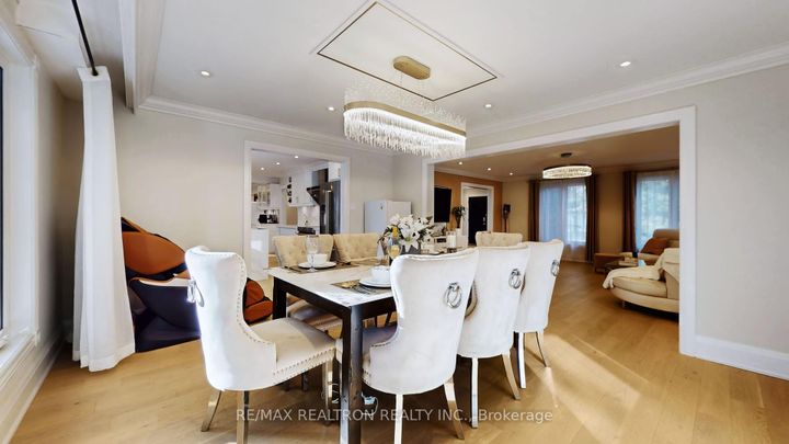 Photo 13 at 1 Whitelaw Court, Grandview, Markham