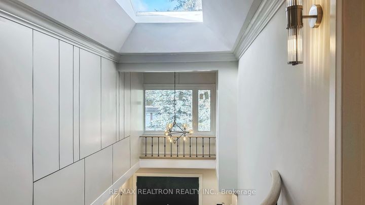 Photo 25 at 1 Whitelaw Court, Grandview, Markham