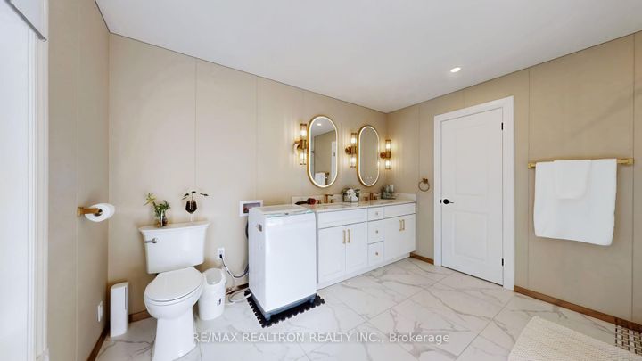 Photo 30 at 1 Whitelaw Court, Grandview, Markham