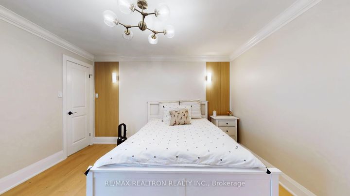 Photo 34 at 1 Whitelaw Court, Grandview, Markham