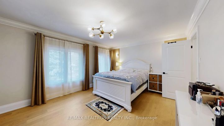 Photo 40 at 1 Whitelaw Court, Grandview, Markham