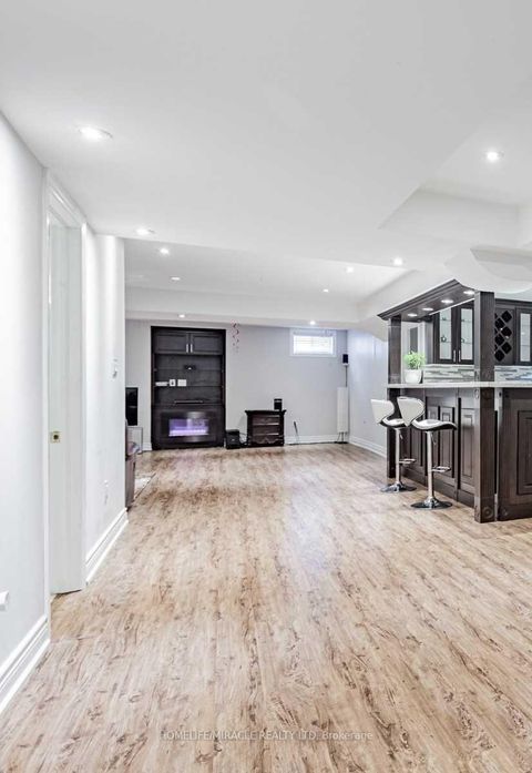 Photo 1 at 170 Maxwell Street, Bathurst Manor, Toronto