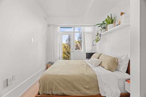 Photo 21 at 201 - 336 Davenport Road, Annex, Toronto