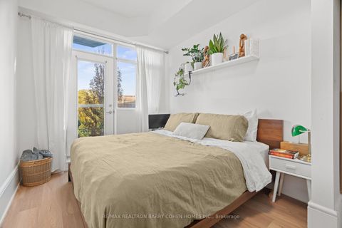 Photo 22 at 201 - 336 Davenport Road, Annex, Toronto