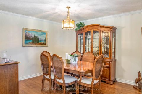 Photo 10 at 612 - 215 The Donway West, Don Mills, Toronto