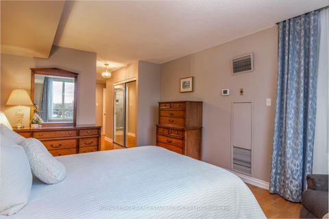 Photo 17 at 612 - 215 The Donway West, Don Mills, Toronto