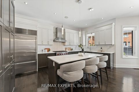 Photo 10 at 6 Dunrobin Crescent, Kleinburg, Vaughan