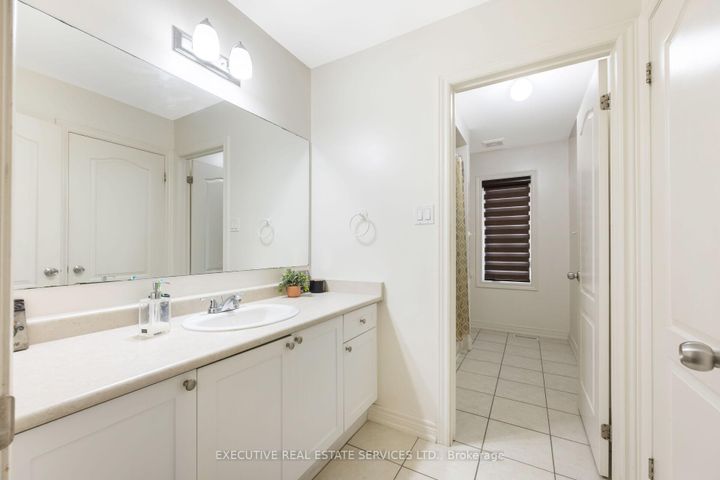 Photo 28 at 37 Ross Drive, Wellington, Brampton