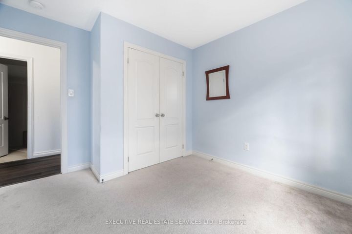 Photo 29 at 37 Ross Drive, Wellington, Brampton