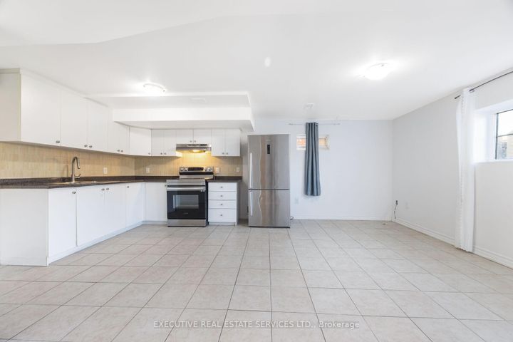 Photo 35 at 37 Ross Drive, Wellington, Brampton