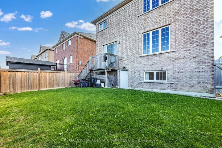 Photo 41 at 37 Ross Drive, Wellington, Brampton