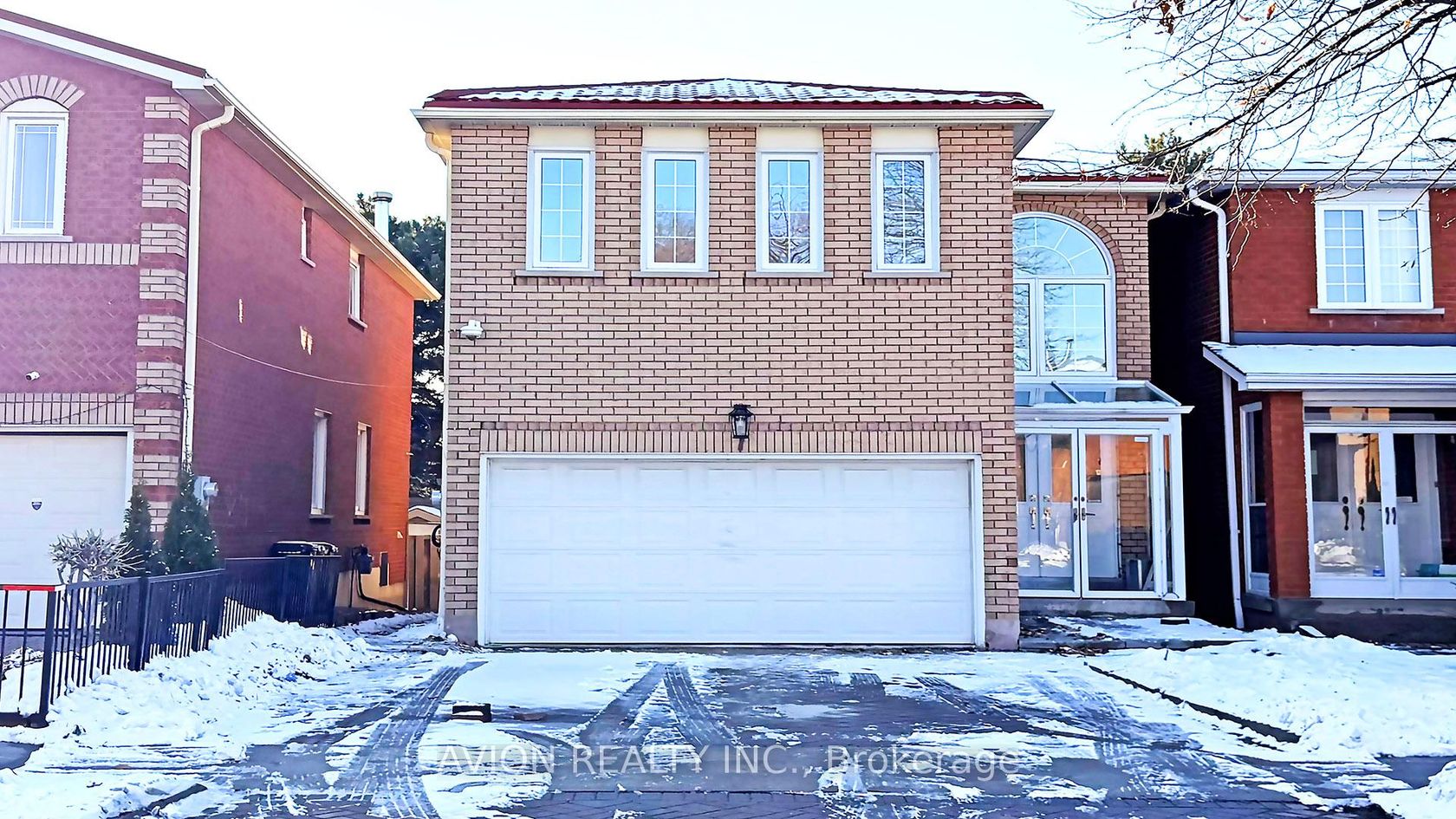7 Heaslip Terrace, Sullivan, Toronto 