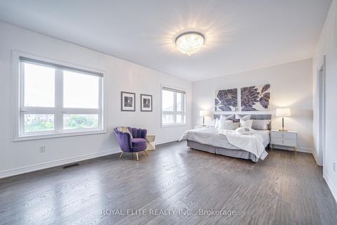 Photo 18 at 40 Conklin Crescent, Rural Aurora, Aurora