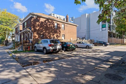 Photo 0 at 15-17 Augusta Avenue, Chinatown, Toronto