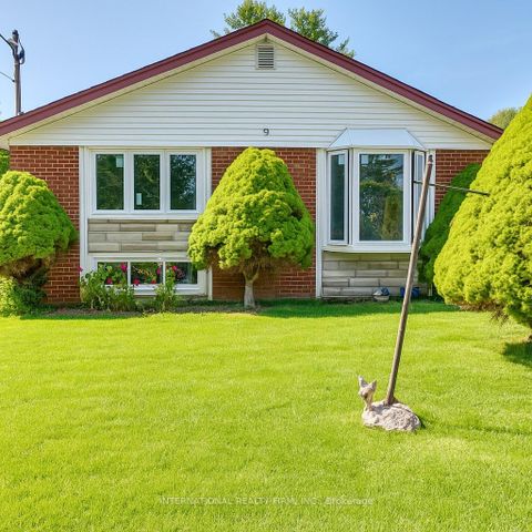 Photo 17 at 9 Benshire Drive, Woburn, Toronto