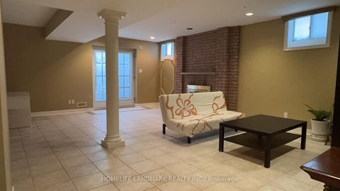 Photo 22 at 136 Worth Boulevard, Beverley Glen, Vaughan