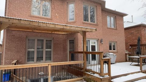 Photo 31 at 136 Worth Boulevard, Beverley Glen, Vaughan