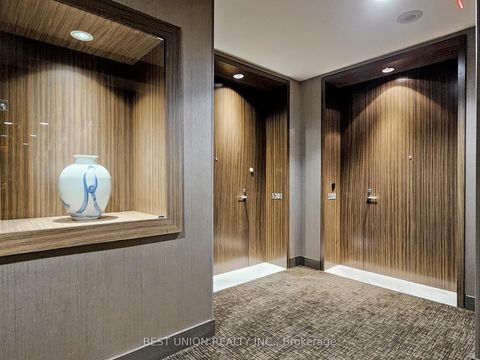 Photo 10 at 5301 - 180 University Avenue, Bay Street Corridor, Toronto