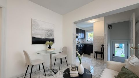 Photo 5 at 19 Montcalm Avenue, Belgravia, Toronto