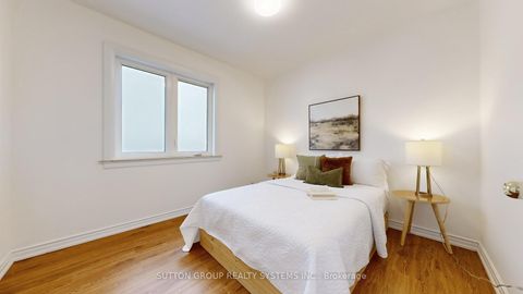 Photo 18 at 19 Montcalm Avenue, Belgravia, Toronto