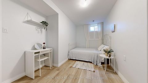 Photo 40 at 19 Montcalm Avenue, Belgravia, Toronto