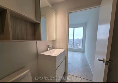 Photo 11 at 2001 - 39 Mary St Street, City Centre, Barrie