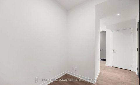 Photo 16 at 2001 - 39 Mary St Street, City Centre, Barrie